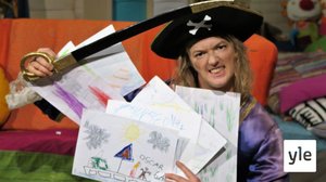 Lisa leker sjörövare och visar teckningar (S): 25.04.2022 11.52