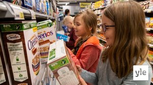 Koululaisille opetetaan ruuan alkuperää ja kuluttajataitoja kaupassa: 14.10.2019 11.32