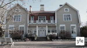 Svenska Yle live: Vad händer under Halloween-natten i en herrgård där det lär spöka? : 01.11.2019 09.48