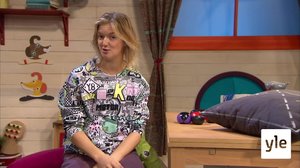 Lisa bygger en koja : 19.11.2019 11.45