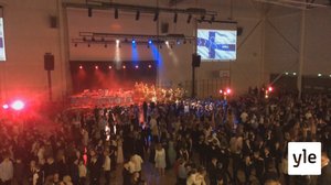 Svenska Yle live: Sjätteklassare firar självständigheten med kikapo och bubbeldryck - häng med på fest till Esbo : 05.12.2019 12.07