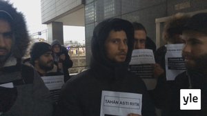 Svenska Yle live: Tältdemonstration utanför Migrationsverket: 05.12.2019 15.25