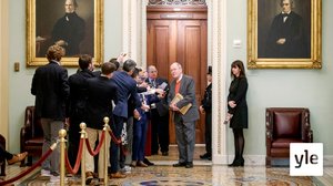 Presidentti Trumpin virkasyytteiden käsittely jatkuu senaatissa: 25.01.2020 05.33