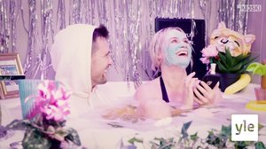 NÄIN FLIRTTAILET SOMESSA feat. Blokess Mara: 05.03.2020 10.02