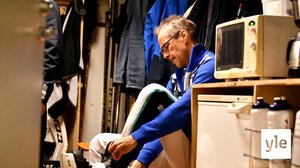 Pasi Mustonen pelkää joka kerta kun poika Joel pelaa jääkiekkoa - Naisleijonien päävalmentaja: "Jokainen tietää, että seuraava vamma voi olla viimeinen": 07.03.2020 00.01