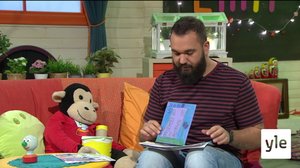 Emil tittar på teckningar (S): 15.04.2020 11.19