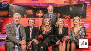 Julie Andrews, Jennifer Aniston, Reese Witherspoon, Ian  McKellan ja Dua Lipa: 18.04.2020 06.00