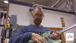 Rakenna soitin - mä halusin tehdä kitaran: 02.05.2020 08.30