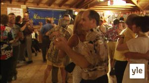 Kuuma kesä: Lemmentaikaa Liperin lavalla: 15.06.2020 00.01