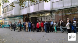 Ruokajonossa köyhän häpeä korostuu: 22.09.2020 10.35