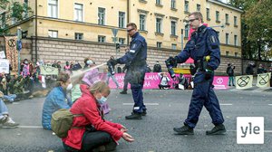 Käyttääkö poliisi liikaa voimaa?: 05.10.2020 21.45