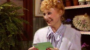 Olga P. Postisen joulukalenteri (S): 01.12.2017 04.15