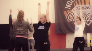 Harrastuksena cheertanssi: Aada: 04.12.2017 15.00