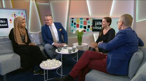 Jälkiviisaat: "Ihmiskunnan historiassa ei tule toista hetkeä, jolloin Suomi saisi näin paljon luukutusta": 08.12.2017 09.28