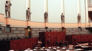 Keskustelu seksuaalisesta häirinnästä: 12.12.2017 14.00