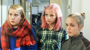 Tytöt: 25.12.2017 12.00