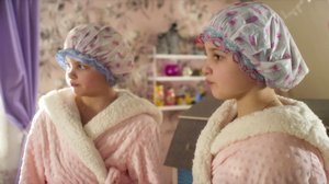 Onnelin ja Annelin talvi (S): 31.12.2017 06.01