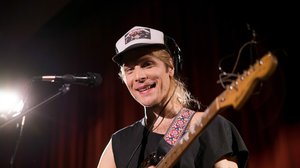 Yksin lavalla: Simon Zion: 07.01.2018 04.15