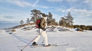 Yle Uutisluokka Triplet: Kunnon talvi paransi isosti urheiluvälineiden myyntiä: 14.02.2018 12.35