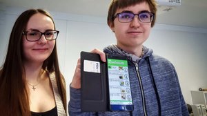 Yle Uutisluokka Triplet: Kouluruoka ei maistu – apua haetaan kännykkäsovelluksesta: 27.02.2018 09.44