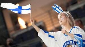 Yle Uutisluokka Triplet: Suomalaisten omakuva rakentuu perheestä, ystävistä ja lähipiiristä: 27.03.2018 09.46