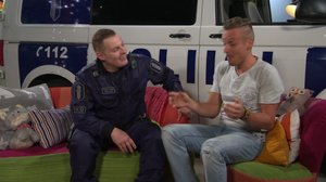 BUU-Jontti: Polisen är en SUPERHJÄLPARE!: 01.04.2018 11.13