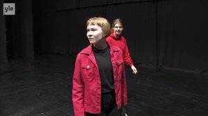 Yle Uutisluokka Triplet: Nuoret teatteriharrastajat nousevat ammattilaisten lavoille: 29.04.2018 21.41