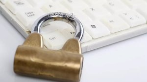 EU:n uusi tietosuoja-asetus parantaa ihmisten tietosuojaa: 25.05.2018 11.01