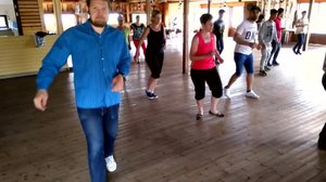 Lokalt live: Hur mycket groove i höften har linedansarna på Kilen?  : 26.05.2018 15.07