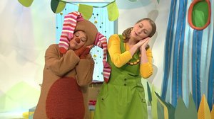 Jänis istui maassa: 08.06.2018 07.58