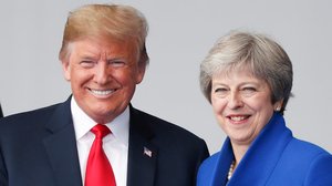 Trump vierailulla Britanniassa - tiedotustilaisuus Mayn kanssa: 13.07.2018 16.43