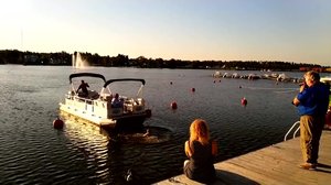 Lokalt live: Kristinestads hedersmedborgare kastades i havet på sjusovardagen: 27.07.2018 07.04
