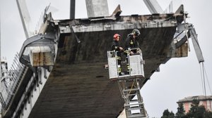 Siltaonnettomuuden pelastustyöt jatkuvat Genovassa: 15.08.2018 12.52