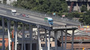 Siltaonnettomuuden pelastustyöt jatkuvat Genovassa: 16.08.2018 10.17