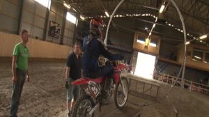 Keiju, pimeyden ritari ja balleriina: 07.09.2018 02.00