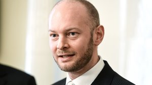 Selvitys elokuva- ja kulttuurialan seksuaalisesta häirinnästä luovutetaan ministeri Terholle: 12.09.2018 10.25