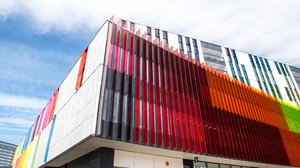 Lastensairaala avautuu pikku potilaille ensi viikolla - Yle seuraa tilojen esittelyä: 13.09.2018 13.16