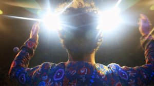 Uusi Kino: Onnen outo soundi (S): 25.09.2018 00.01