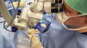 Silmien laser-leikkauksella voidaan torjua ikänäköä ja kaihia: 25.09.2018 10.49