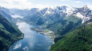 Maa yläilmoista: 24.10.2018 09.00