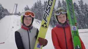 Emilia ja Sofia ovat rohkeita mäkihyppääjiä: 02.11.2018 17.00