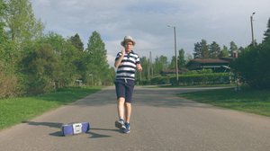 Niilo harrastaa nykytanssia: 02.11.2018 17.00