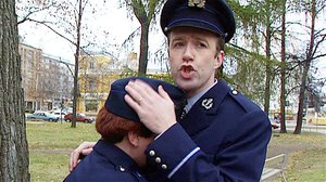 Poliisit ja toimistoelämää (S): 06.11.2018 00.20