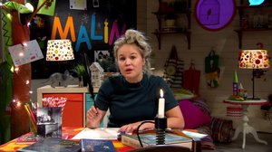 Jontti och Malin leker skola: 29.11.2018 06.15