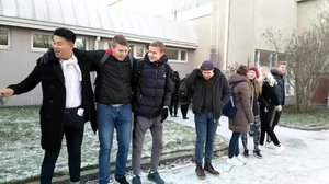 Lokalt live: Öviselever protesterar mot flyttutredning i Vasa: 23.11.2018 11.40