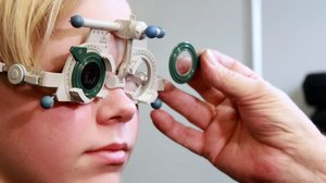 Älylaitteiden katsominen liian läheltä heikentää nuorten näköä: 17.01.2019 11.29