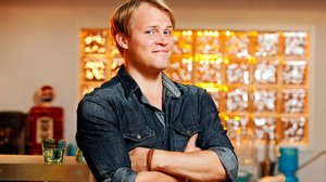 Ystävät voi valita, mutta sukua ei (S): 15.02.2019 01.30