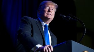 Julistaako presidentti Trump kansallisen hätätilan? Katso tiedotustilaisuus: 15.02.2019 18.30