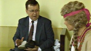 Pertti Paasio esittelee kenkävarastonsa (7): 14.03.2019 00.01