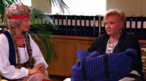 Sirpa Pietikäinen esittelee kassinsa (S): 14.03.2019 00.01